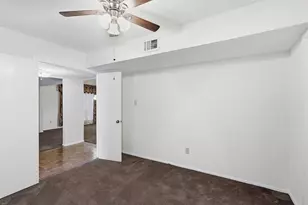 8611 Humphreys Dr, Houston, TX 77083 - Photo 5