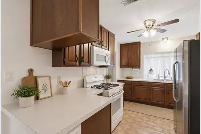 8611 Humphreys Drive, Houston, TX 77083 - Photo 15