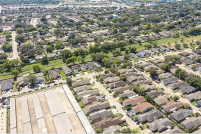 12356 Newbrook Drive, Houston, TX 77072 - Photo 23