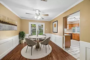 2710 Golden Leaf Dr, Houston, TX 77339 - Photo 15