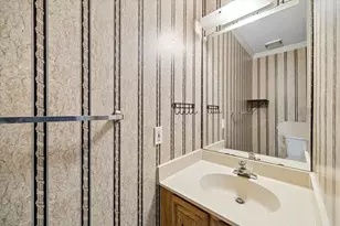 2710 Golden Leaf Dr, Houston, TX 77339 - Photo 33