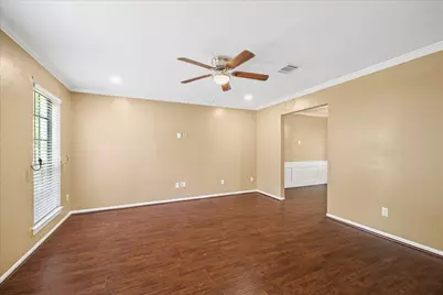 2710 Golden Leaf Drive, Houston, TX 77339 - Photo 15