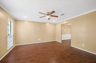 2710 Golden Leaf Dr, Houston, TX 77339 - Photo 15