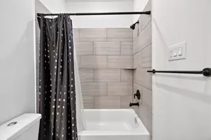 1406 W 21st St, Houston, TX 77008 - Photo 9