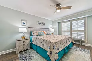 7000 Seawall Blvd, Galveston, TX 77551 - Photo 21