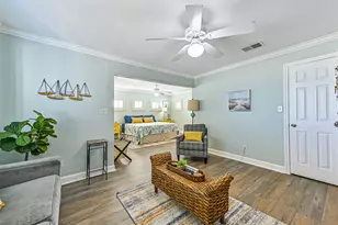 7000 Seawall Blvd, Galveston, TX 77551 - Photo 25