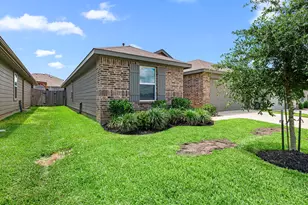 24714 Mountain Tree Dr, Magnolia, TX 77355 - Photo 3