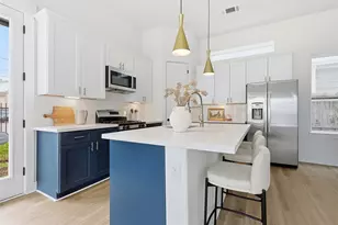 8917 Sunshine Laverne Ln, Houston, TX 77080 - Photo 7