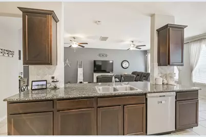 18972 Cicerone Court, New Caney, TX 77357 - Photo 11
