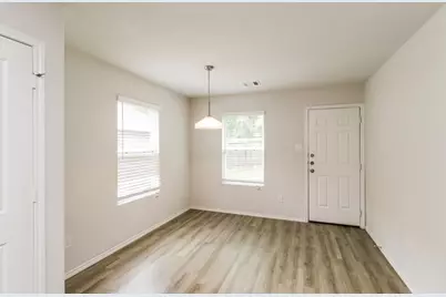 2911 Karin Crest Lane, Conroe, TX 77304 - Photo 5