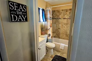 12929 John Reynolds Rd, Galveston, TX 77554 - Photo 25