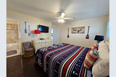 12929 John Reynolds Road, Galveston, TX 77554 - Photo 23