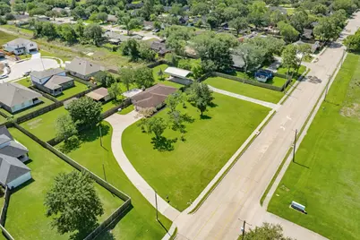 1412 Buchta Road, Angleton, TX 77515 - Photo 3