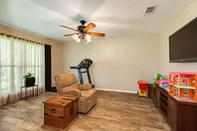 1412 Buchta Road, Angleton, TX 77515 - Photo 33