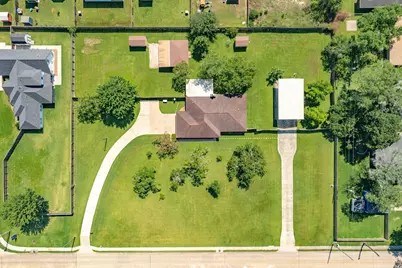 1412 Buchta Road, Angleton, TX 77515 - Photo 41