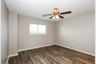 5415 Espuela Lane, Baytown, TX 77521 - Photo 15