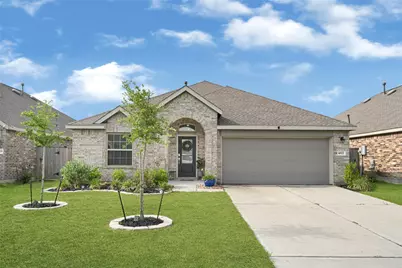 4822 Camden Bristol Drive, Baytown, TX 77521 - Photo 3