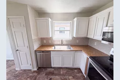9002 Barracuda Drive, Texas City, TX 77591 - Photo 17