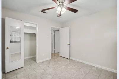 5726 Ettrick Drive, Houston, TX 77035 - Photo 17