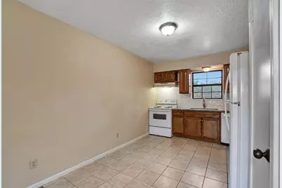 1706 Longview Street #1, Conroe, TX 77301 - Photo 13