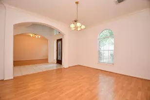4323 Magnolia Ln, Sugar Land, TX 77478 - Photo 7