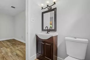 8714 Amblewood Dr, Houston, TX 77099 - Photo 19