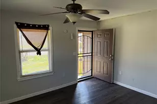 8125 Shotwell St, Houston, TX 77016 - Photo 3