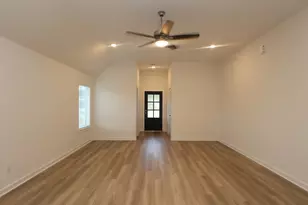10220 Burton Path, Montgomery, TX 77316 - Photo 19