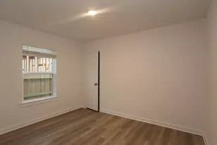 10220 Burton Path, Montgomery, TX 77316 - Photo 17