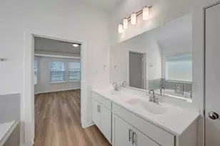 10220 Burton Path, Montgomery, TX 77316 - Photo 11