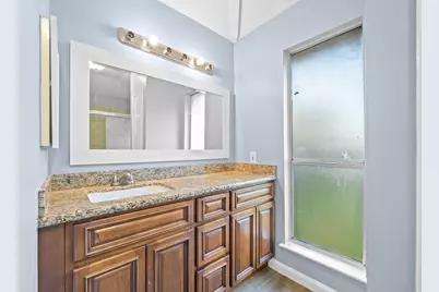 11059 Landsbury Circle, Houston, TX 77099 - Photo 19