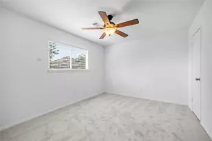 12715 Big Stone Dr, Houston, TX 77066 - Photo 23