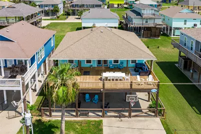 866 Townsend Drive, Crystal Beach, TX 77650 - Photo 43