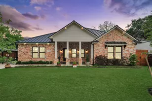 511 Kyle St, Sugar Land, TX 77478 - Photo 1