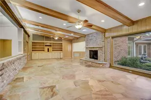 309 Westminster Dr, Houston, TX 77024 - Photo 9