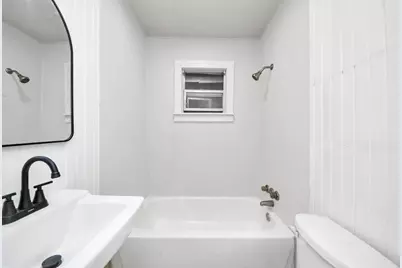 3804 Lila Street, Houston, TX 77026 - Photo 9