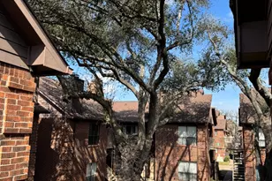 3130 Walnut Bend Ln Ln, Houston, TX 77042 - Photo 25