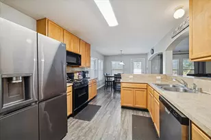 5243 El Tigre Ln, Baytown, TX 77521 - Photo 13