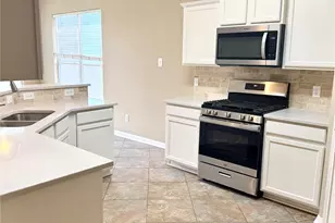 11539 Stonepine Meadow Ct, Tomball, TX 77375 - Photo 5