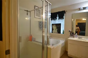 5518 Bowles Ct, Spring, TX 77388 - Photo 9