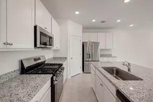 431 E Rose Marie Ln, Montgomery, TX 77356 - Photo 5