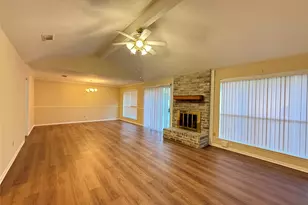 15307 Pebble Lake Dr, Houston, TX 77095 - Photo 5