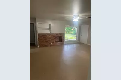 911 Roberts Street, El Campo, TX 77437 - Photo 5