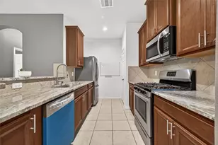 6528 Castle Loch Ct, Houston, TX 77048 - Photo 15