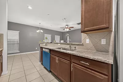 6528 Castle Loch Court, Houston, TX 77048 - Photo 17