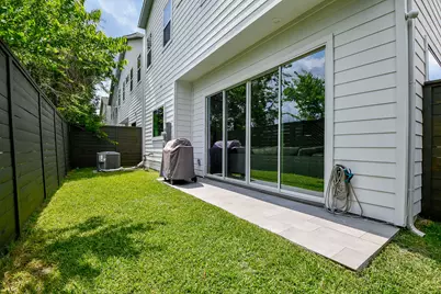 7603 Jacquelyn Gardens Lane, Houston, TX 77055 - Photo 31