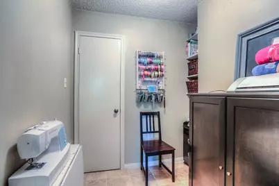 24 Edgewood Forest Court, The Woodlands, TX 77381 - Photo 19