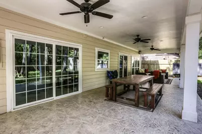 24 Edgewood Forest Court, The Woodlands, TX 77381 - Photo 3