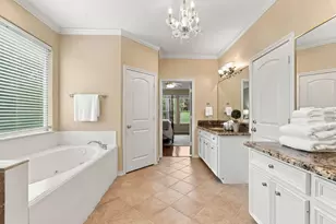 156 April Waters Dr W, Conroe, TX 77356 - Photo 15