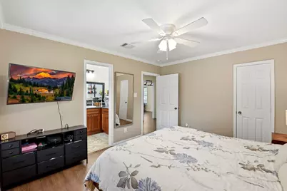121 Tarpon Avenue, Galveston, TX 77550 - Photo 11